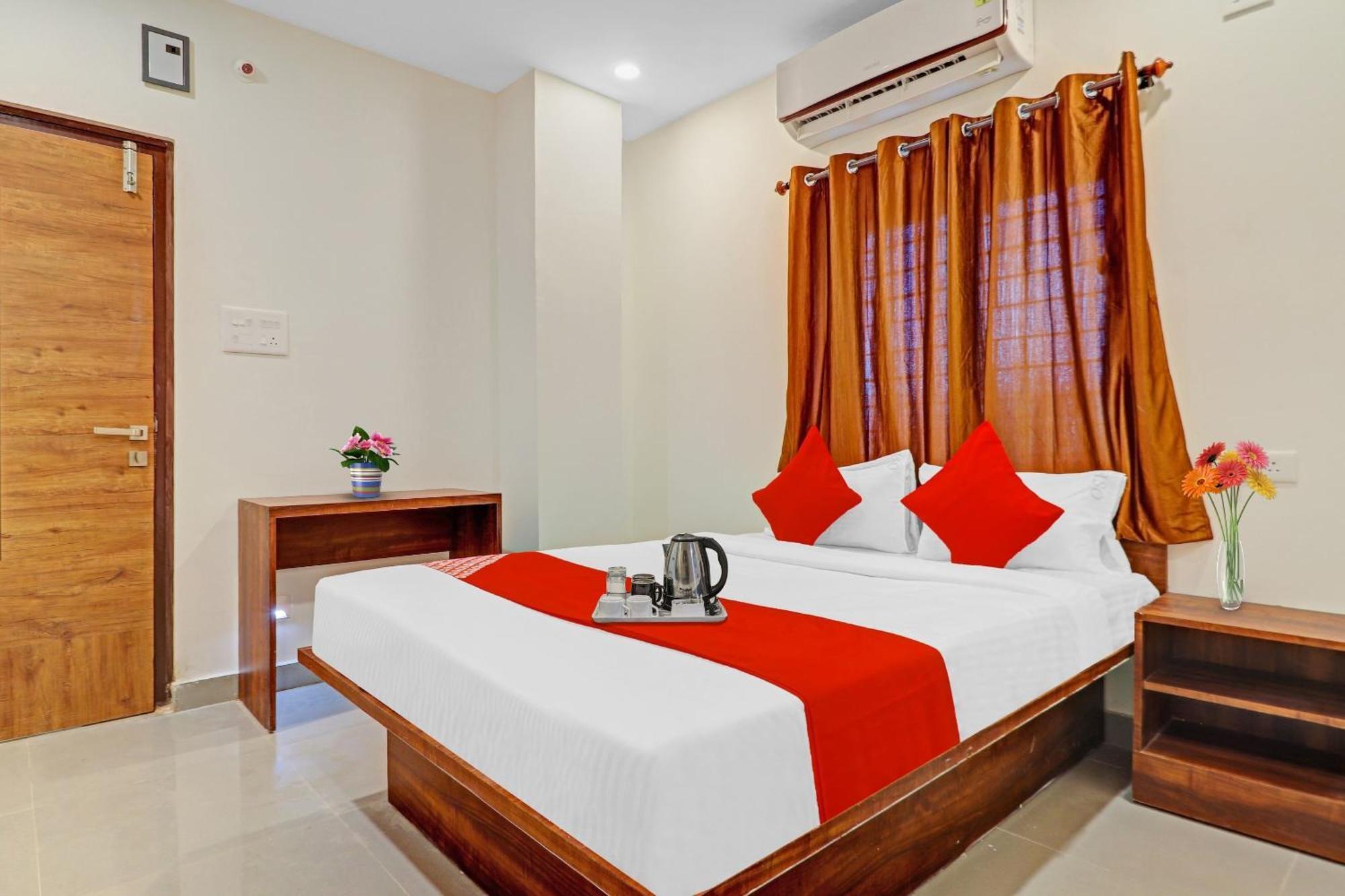 Hotel O Night Eye Hyderabad Eksteriør billede