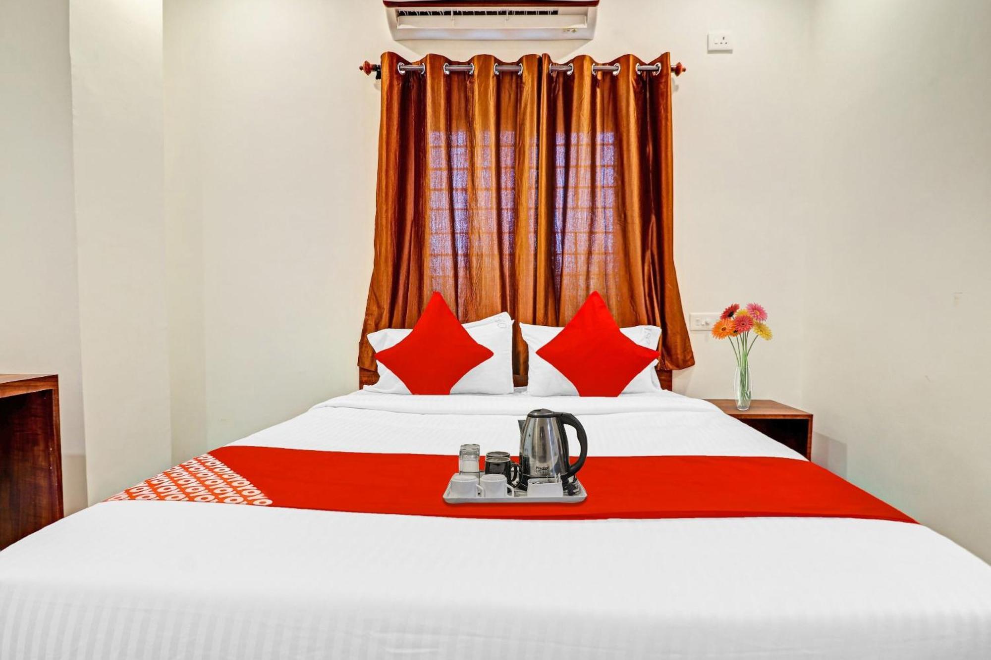 Hotel O Night Eye Hyderabad Eksteriør billede